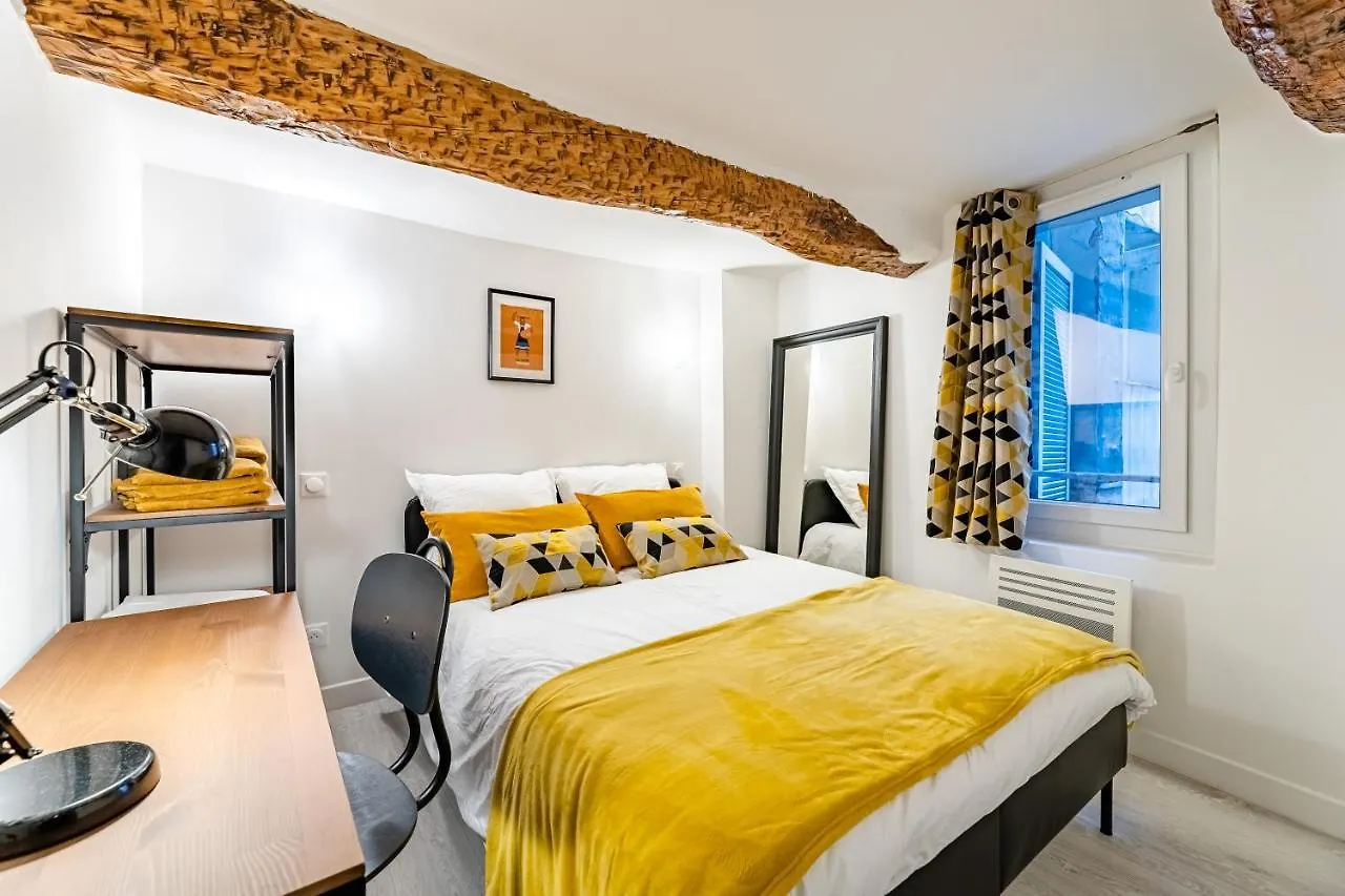 Roche : 3 Chambres,6 Personnes, Bien Equipe, Deco+ location